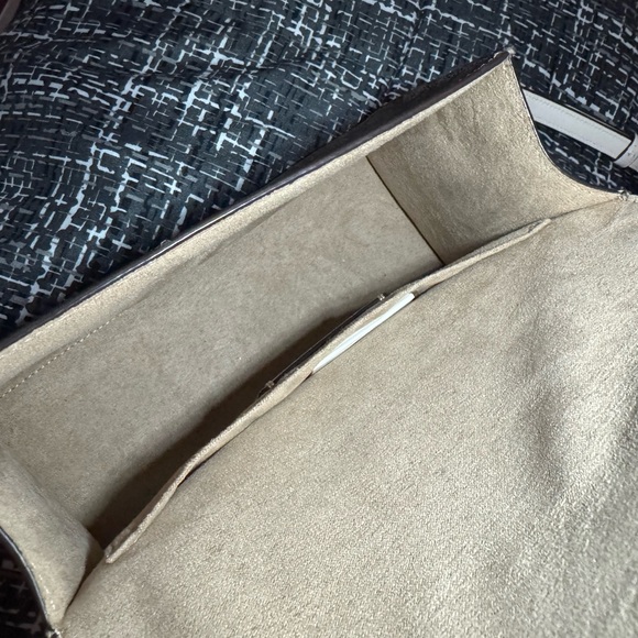 Coach Pepper Satchel - Picture 10 of 12